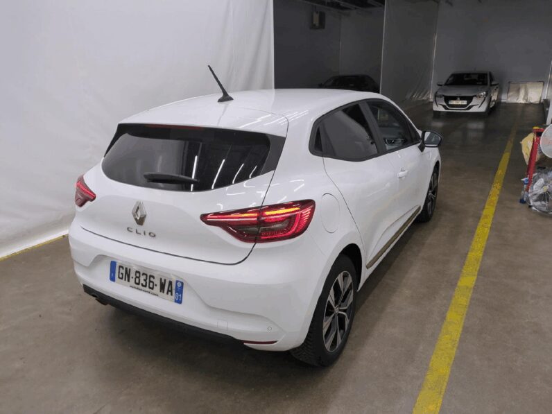 RENAULT CLIO V