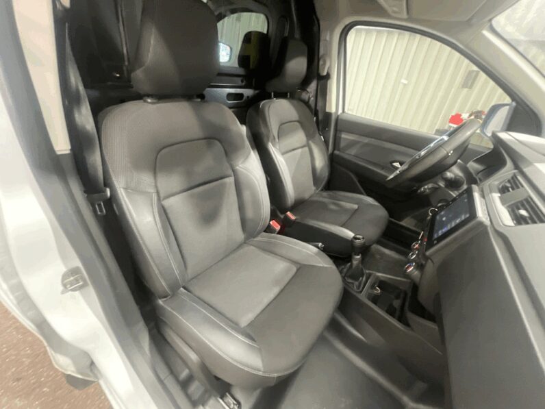 RENAULT EXPRESS VAN